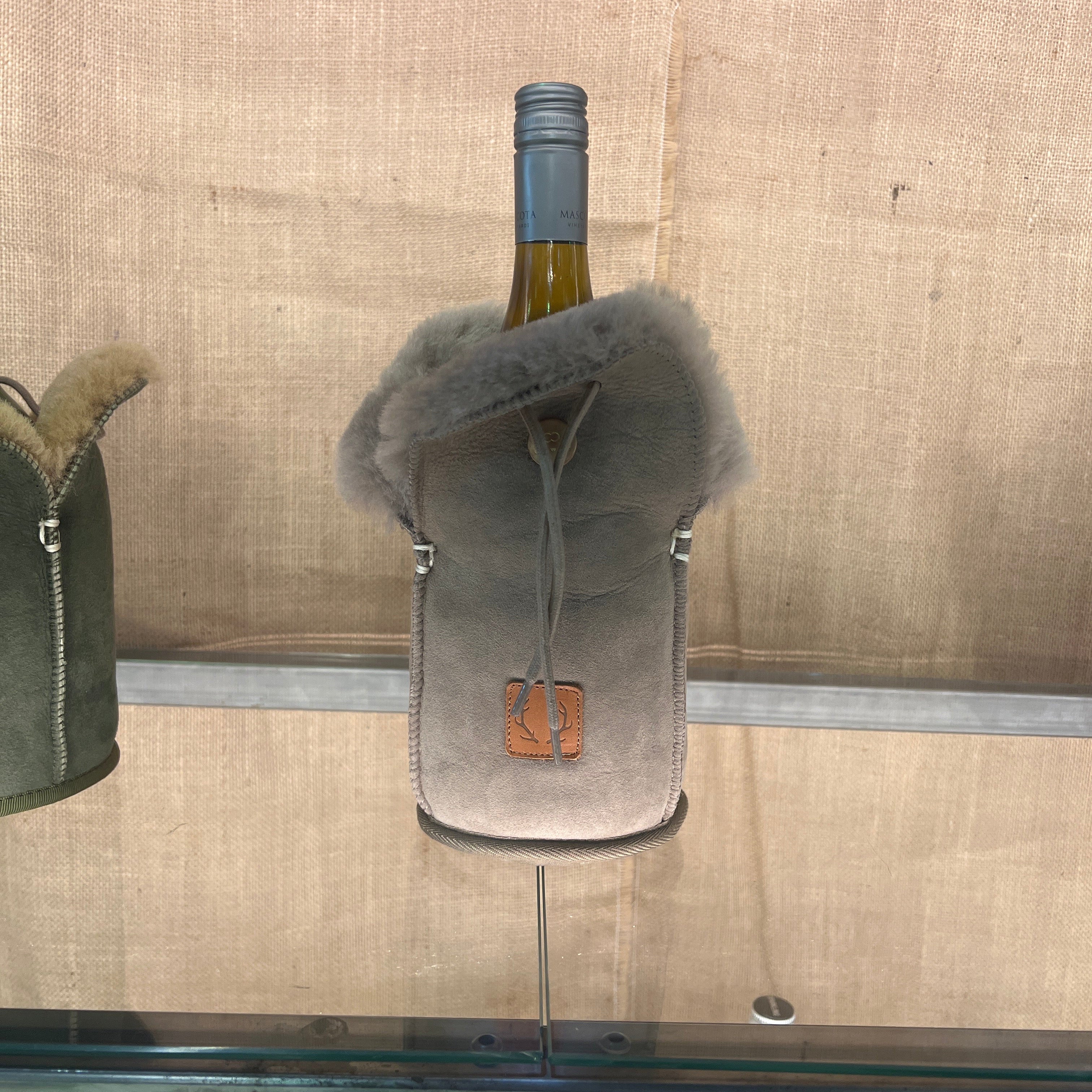 Schafsfell-Flaschenkühler "Amsterdam" - Champagne Stone