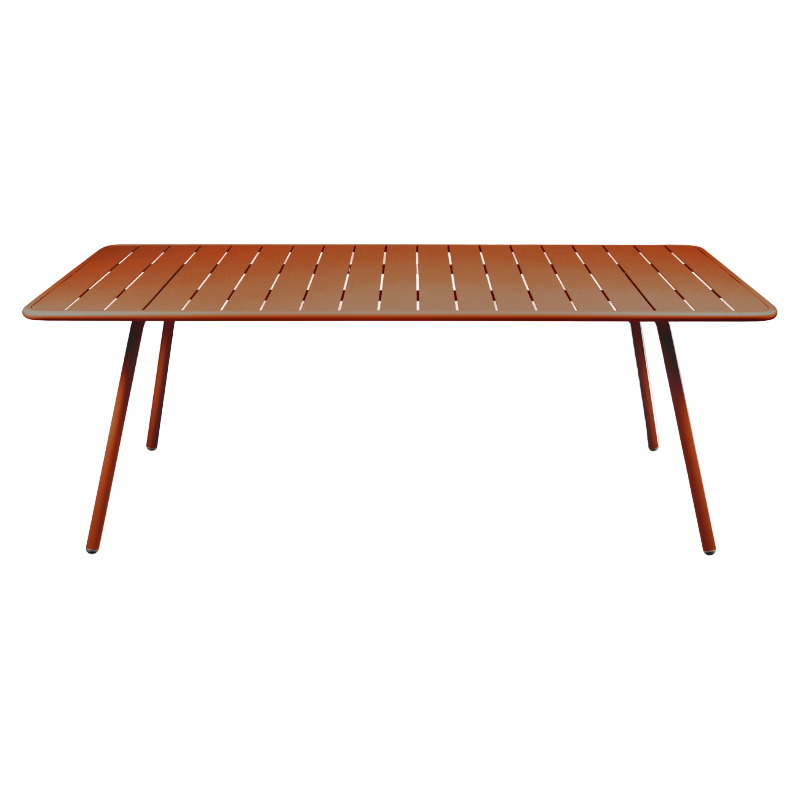 Fermob Luxembourg großer Gartentisch in orange – eleganter Esstisch aus Aluminium für bis zu 8 Personen, wetterfest und ideal für moderne Outdoor-Bereiche