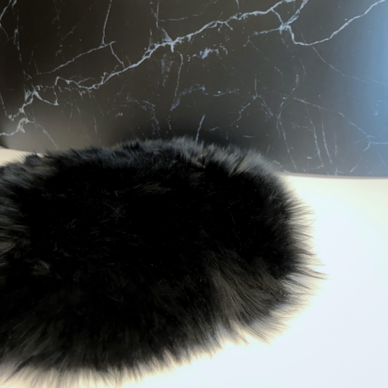 Lammfell Sitzkissen "Rund" - Schwarz
