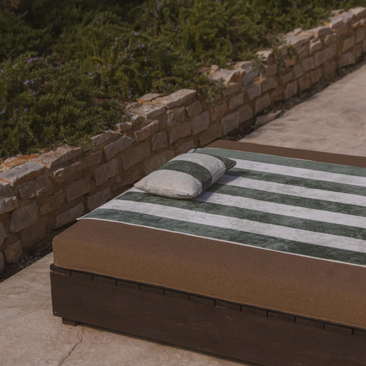 Strandhandtuch "PLACE RESERVEE" - 100x200cm
