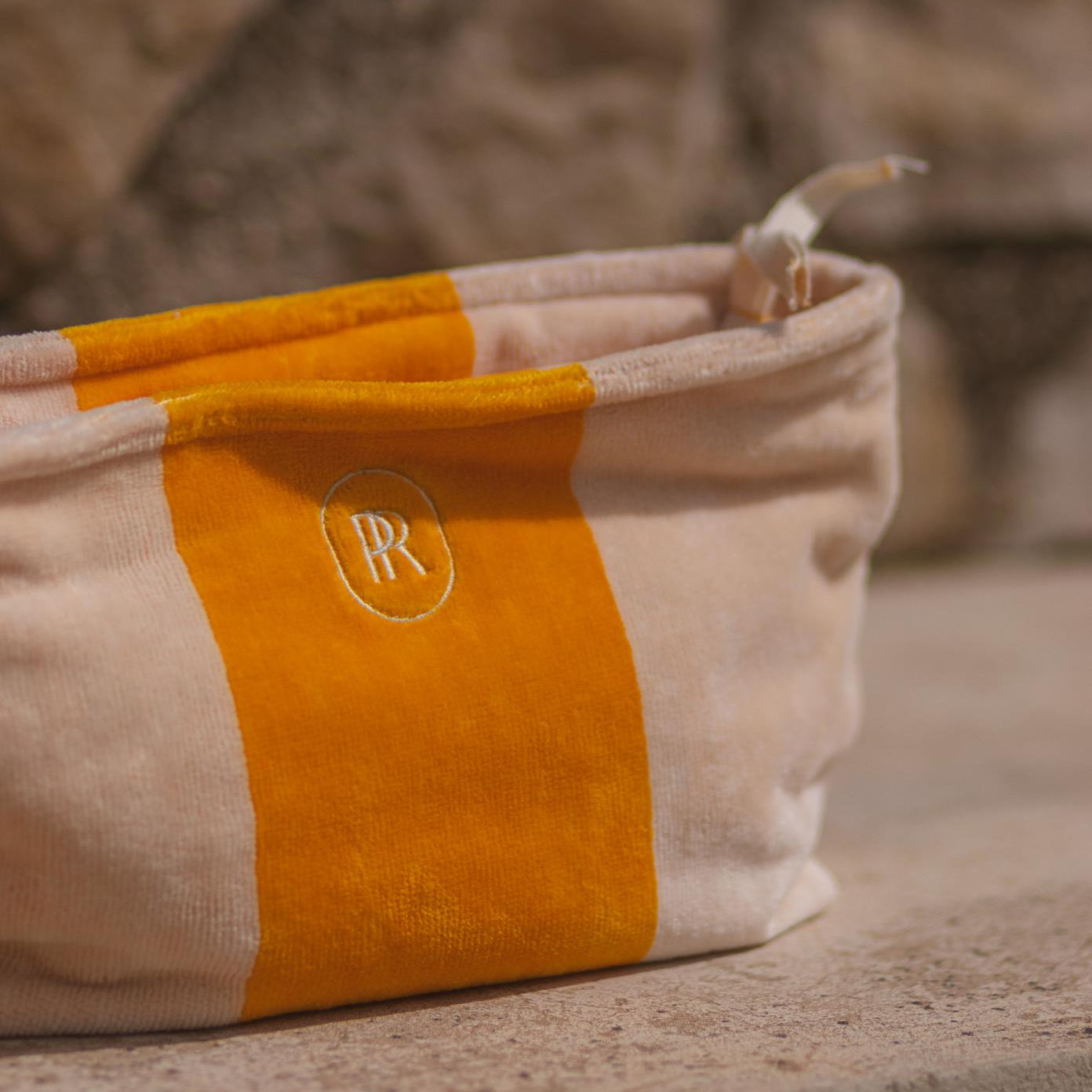 Kosmetiktasche "PLACE RESERVEE"