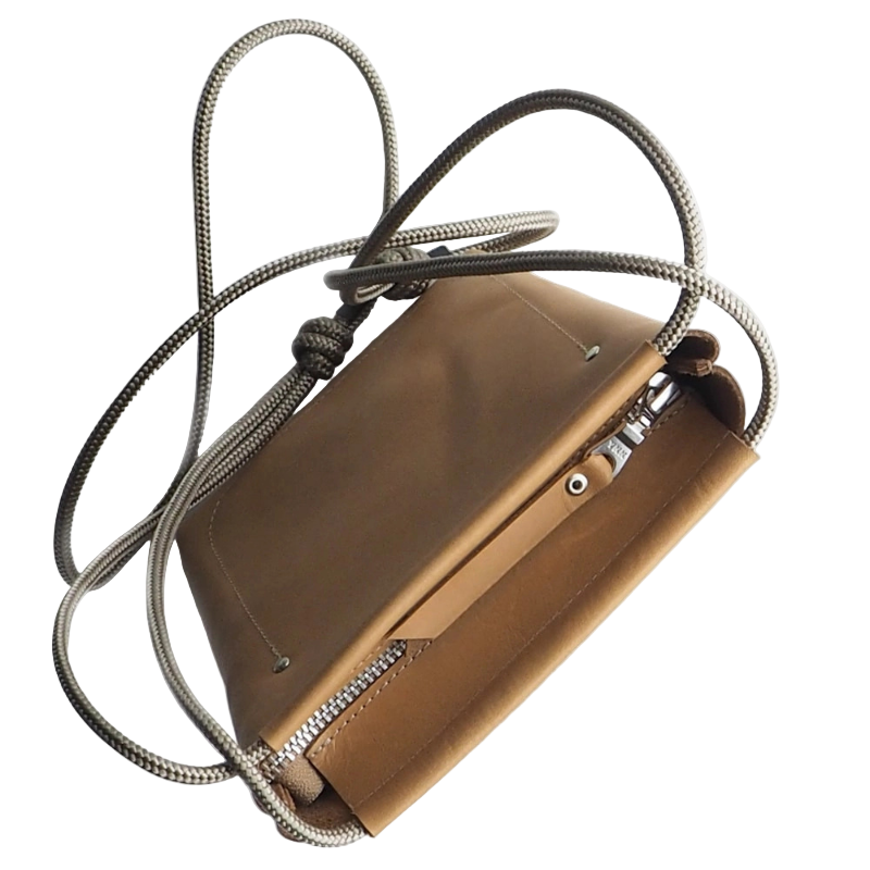 Handtasche "Move & Groove M" - Cognac