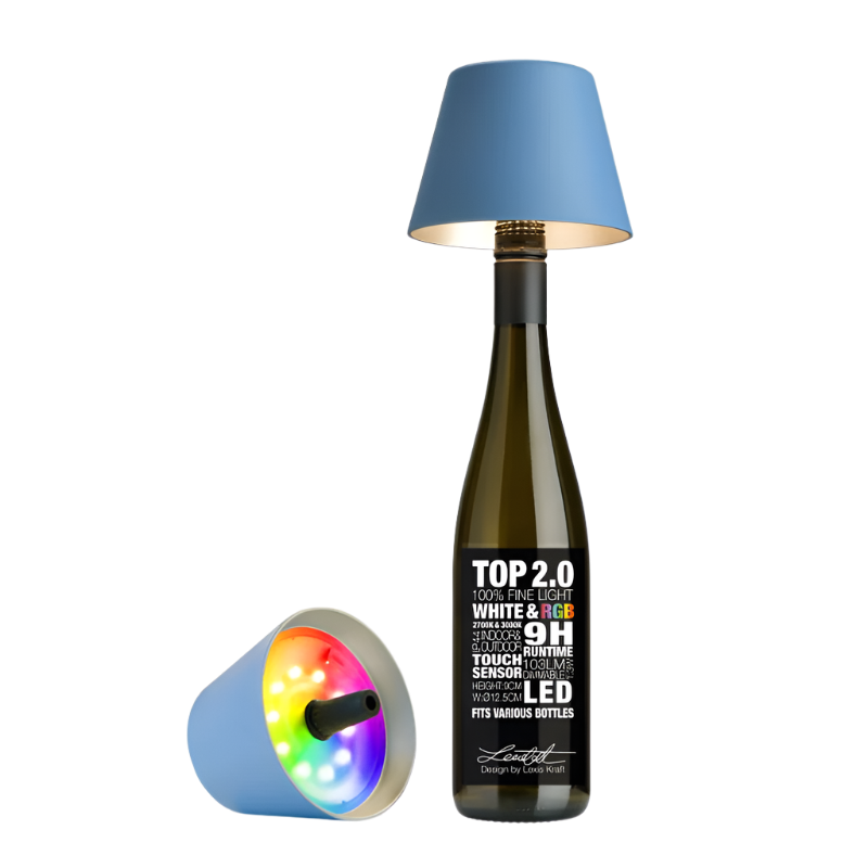 TOP LED Flaschenaufsatz-Leuchte 2.0 von Sompex mit (Deko) Flasche in Blau auf einem weißen Hintergrund
