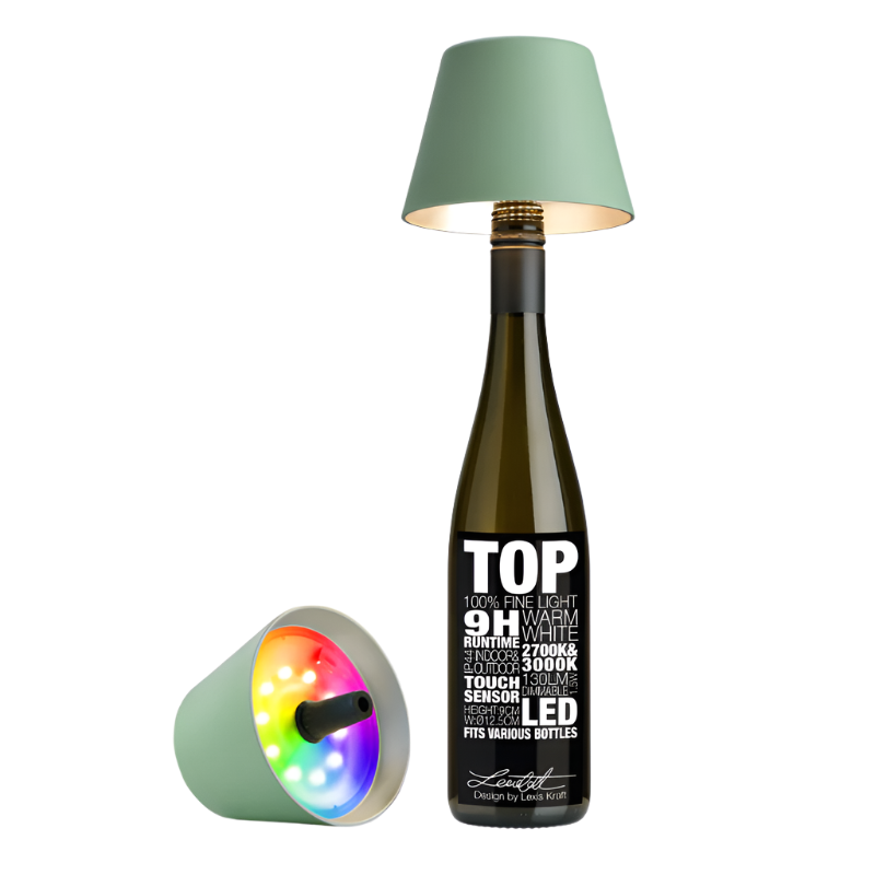 TOP LED Flaschenaufsatz-Leuchte 2.0 von Sompex mit (Deko) Flasche in Oliv auf einem weißen Hintergrund