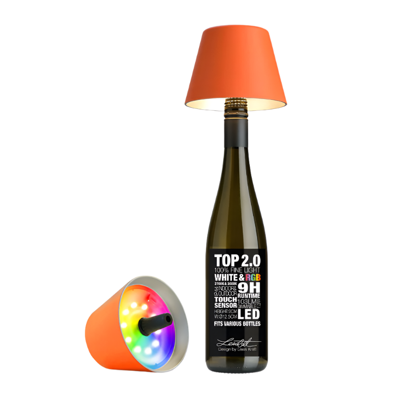TOP LED Flaschenaufsatz-Leuchte 2.0 von Sompex mit (Deko) Flasche in Orange auf einem weißen Hintergrund