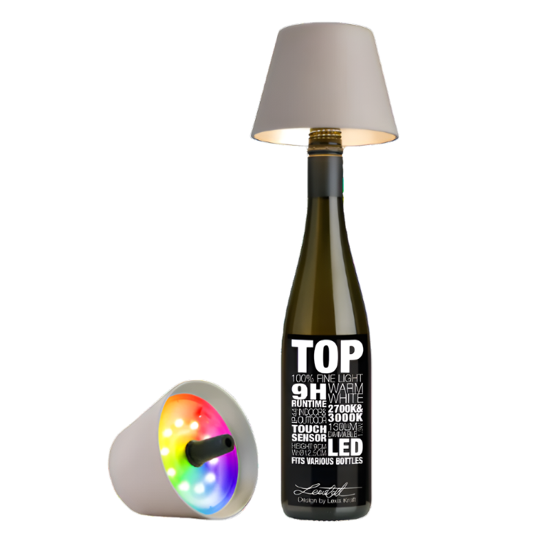 TOP LED Flaschenaufsatz-Leuchte 2.0 von Sompex mit (Deko) Flasche in Sand auf einem weißen Hintergrund