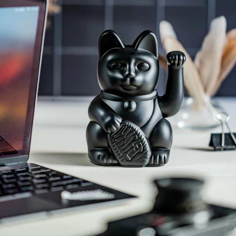 Winkekatze "Lucky Cat" - Black Image