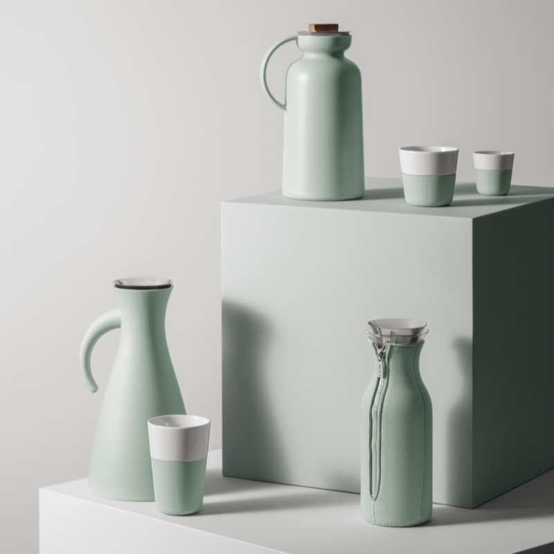 eva trio Café Latte-Becher in Sage, Detailansicht