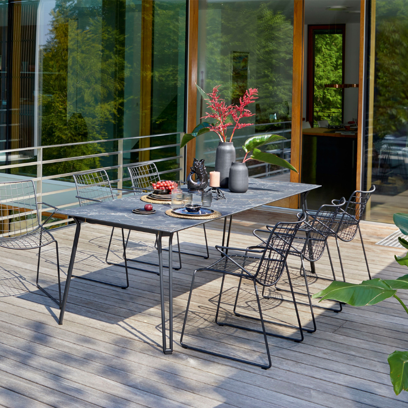 Ausstellungsstück // Racket Stuhl für den In & Outdoor-Bereich - Schwarz