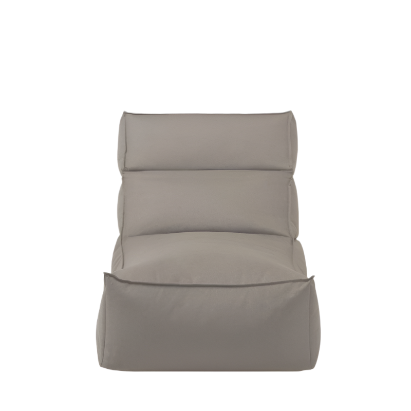 Outdoor Lounger Stay L von Blomus inklusive gratis Schutzhülle in der Farbe Earth mit dem Format 160cm auf 80cm
