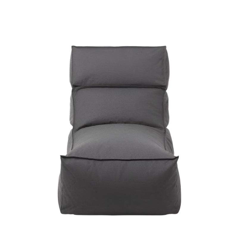 Outdoor Lounger Stay von Blomus inklusive gratis Schutzhülle in der Farbe Coal mit dem Format 120cm auf 60cm
