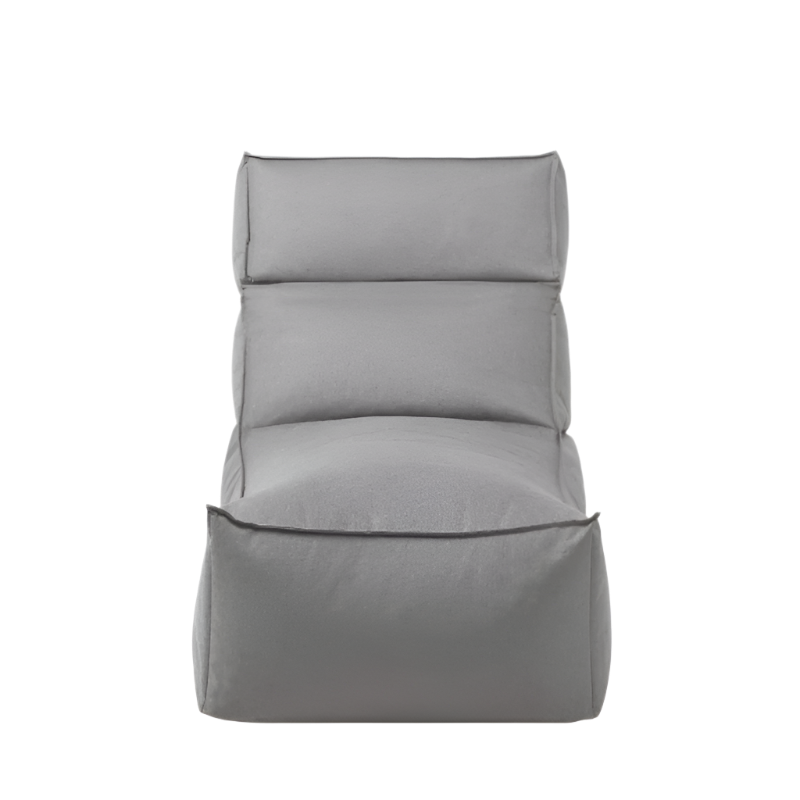 Outdoor Lounger Stay von Blomus inklusive gratis Schutzhülle in der Farbe Stone mit dem Format 120cm auf 60cm