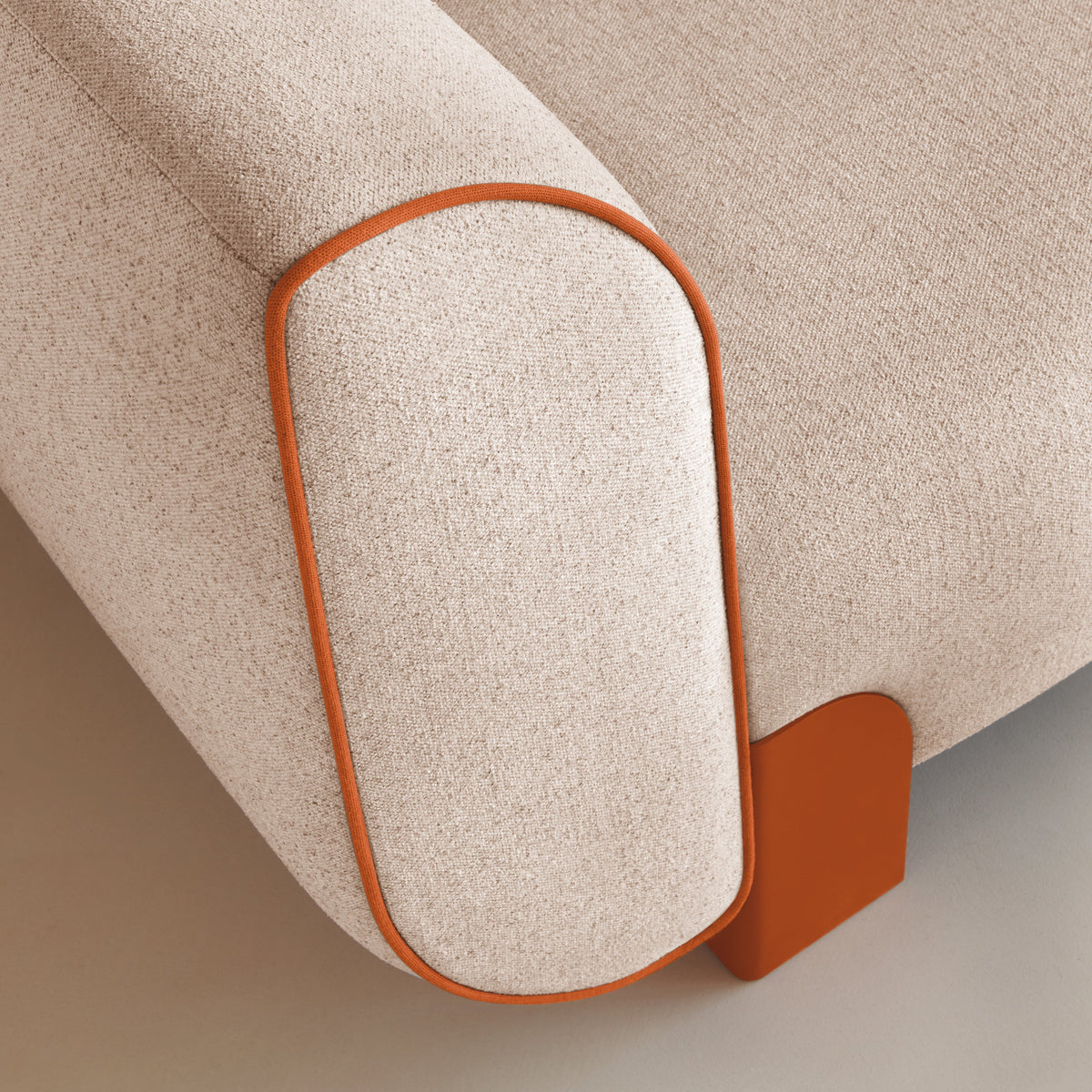 3 Sitzer Sofa "VOULEZ-VOUS" - GESPICKT