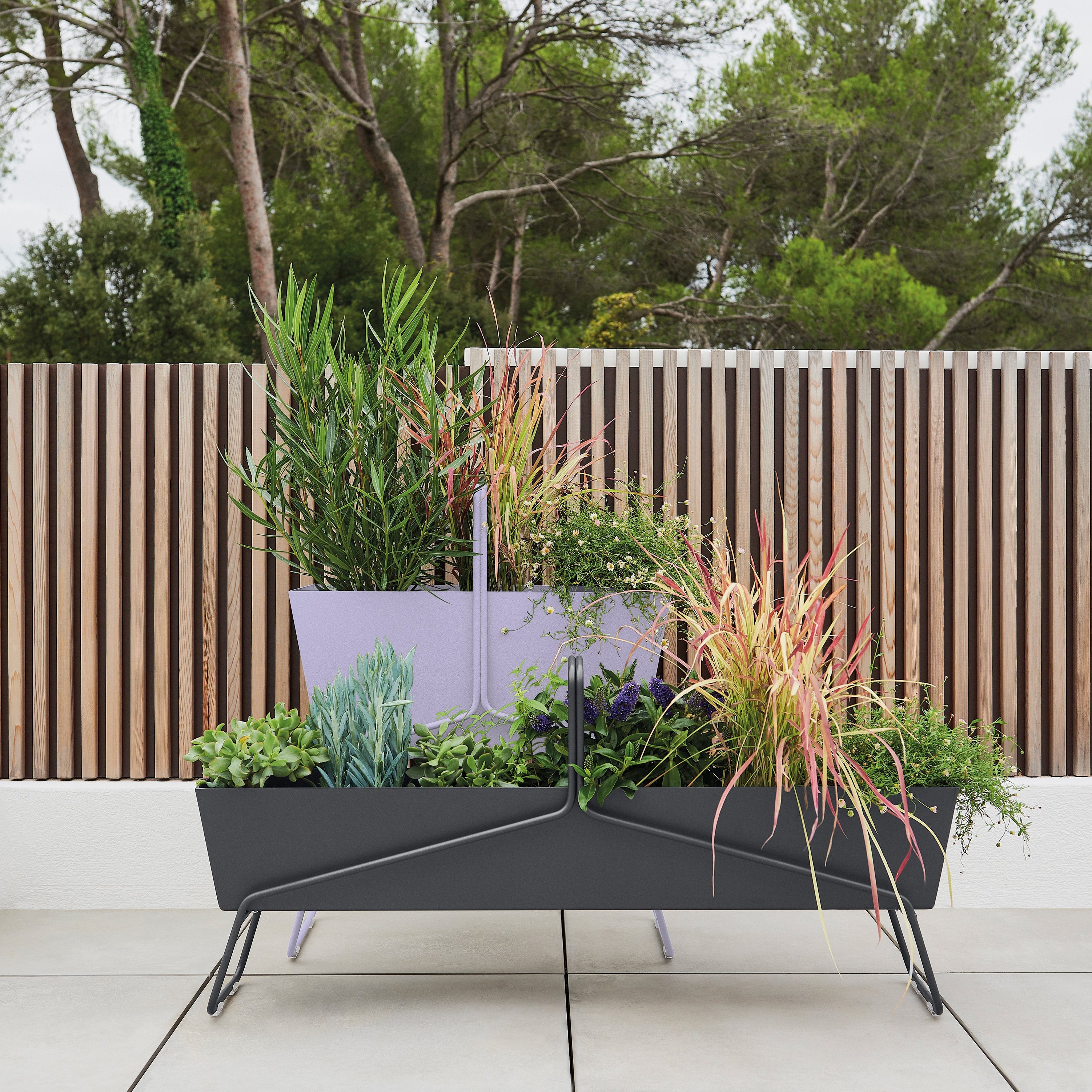Blumenkasten "Basket" Hoch