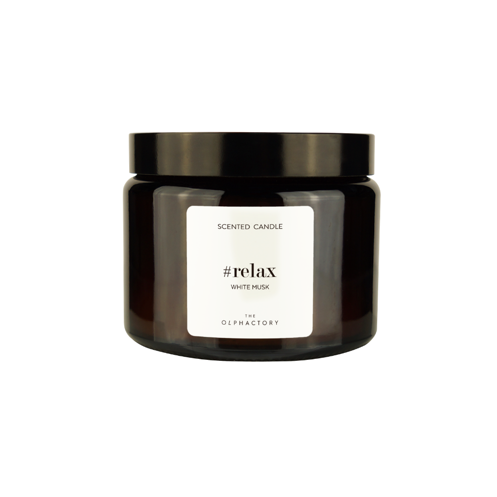 Duftkerze "#RELAX" White Musk von The Olphactory im Glas mit Deckel – 360 g, Duftnoten Zitrone, Iris und Weißer Moschus