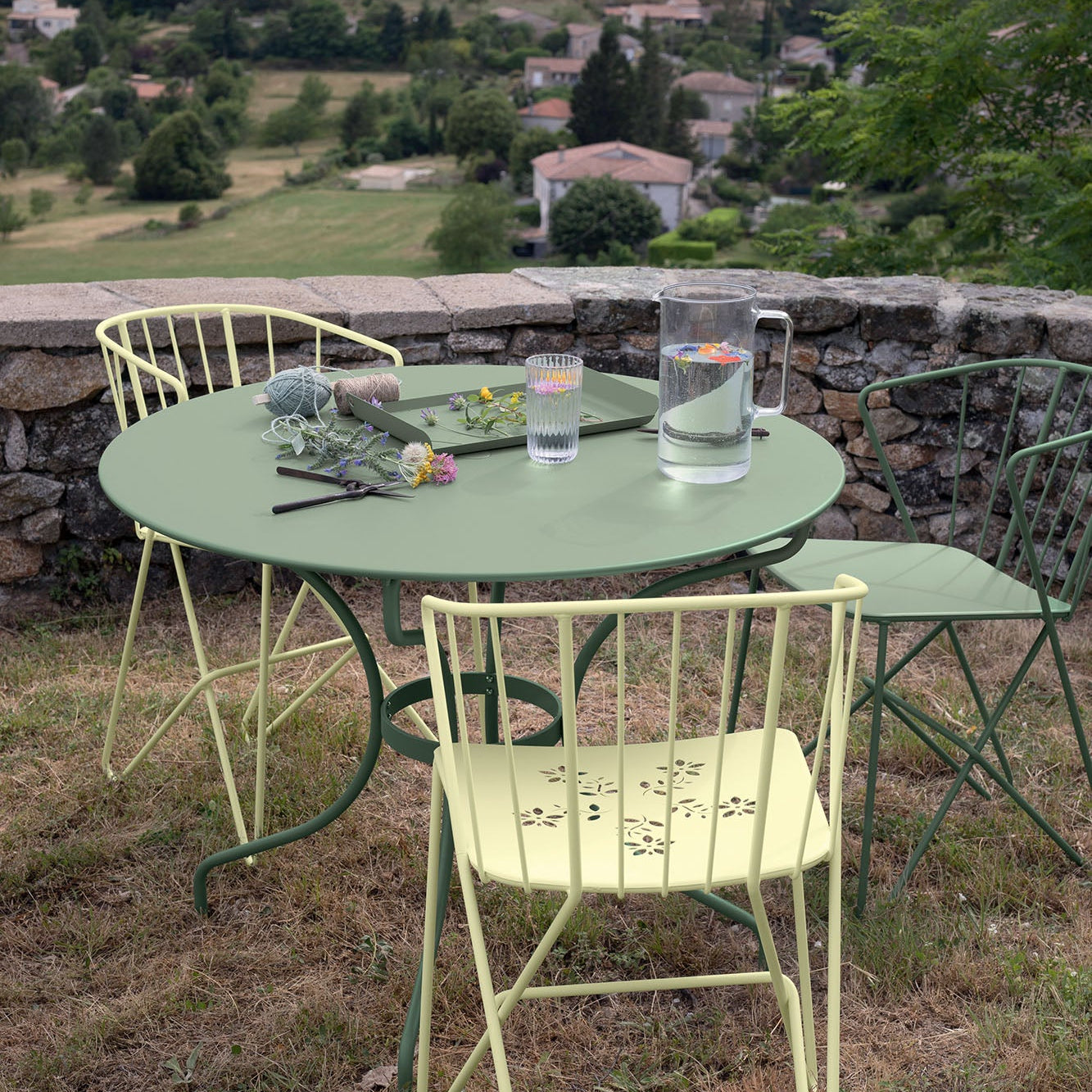 Metalltisch "Romane" Ø 137 cm