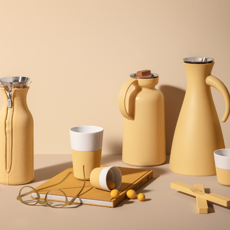 eva trio Café Latte-Becher in Golden Sand, Detailansicht